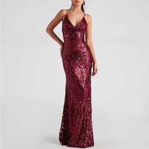 Windsor Lila Formal Open-Back Sequin Mermaid Dress